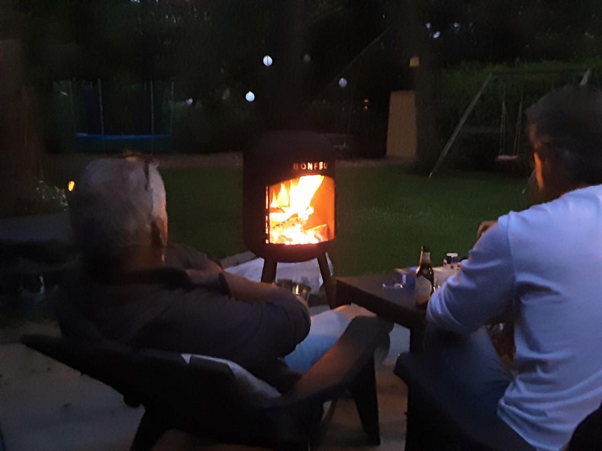 Rumah Senang Wellness Met Hottub En Tuin Ewijk Εξωτερικό φωτογραφία