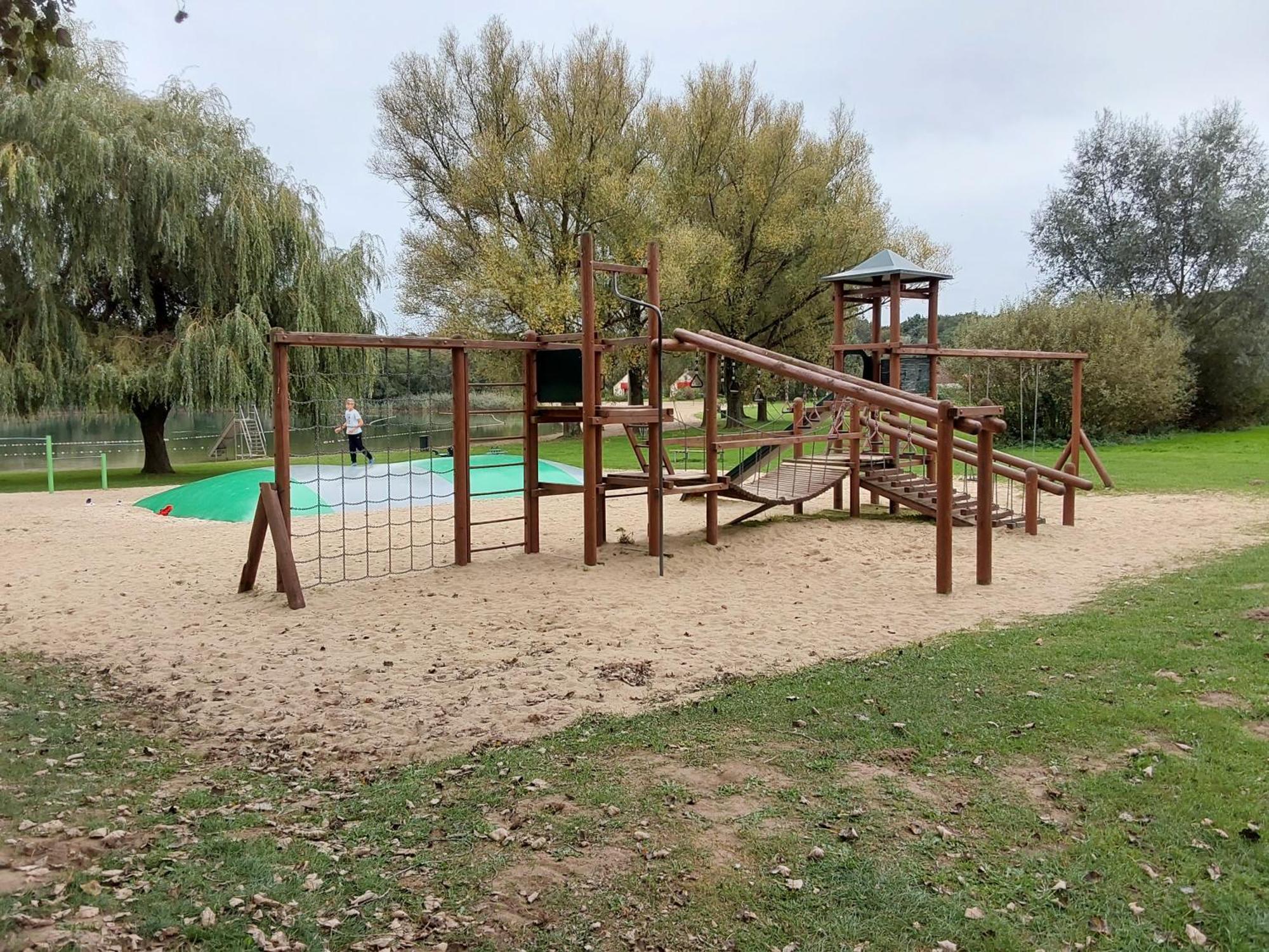 Rumah Senang Wellness Met Hottub En Tuin Ewijk Εξωτερικό φωτογραφία