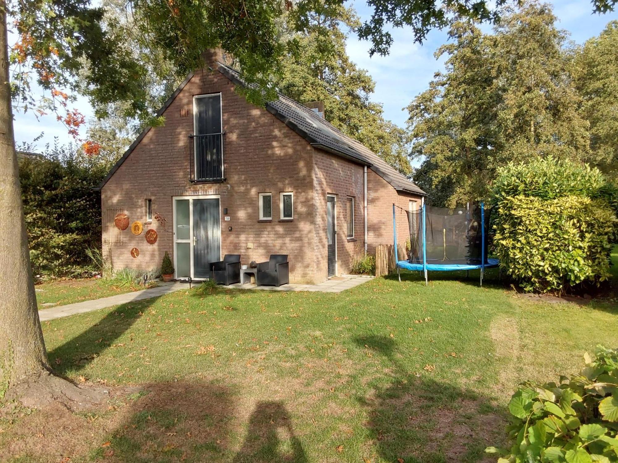 Rumah Senang Wellness Met Hottub En Tuin Ewijk Εξωτερικό φωτογραφία