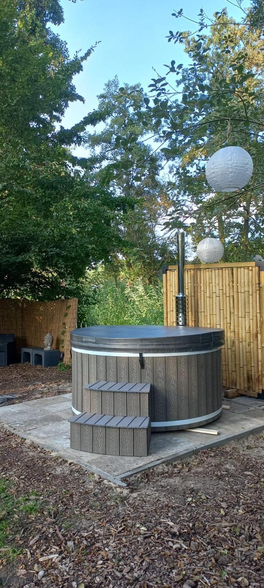 Rumah Senang Wellness Met Hottub En Tuin Ewijk Εξωτερικό φωτογραφία